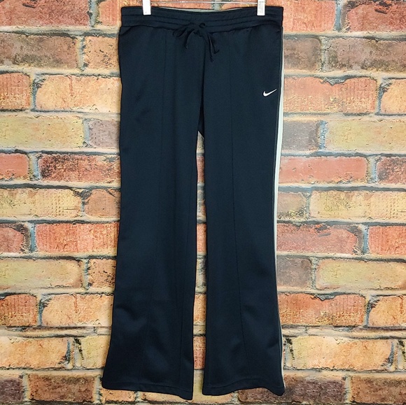 Nike Pants - 💥SALE💥 Nike Fitted Training Pants